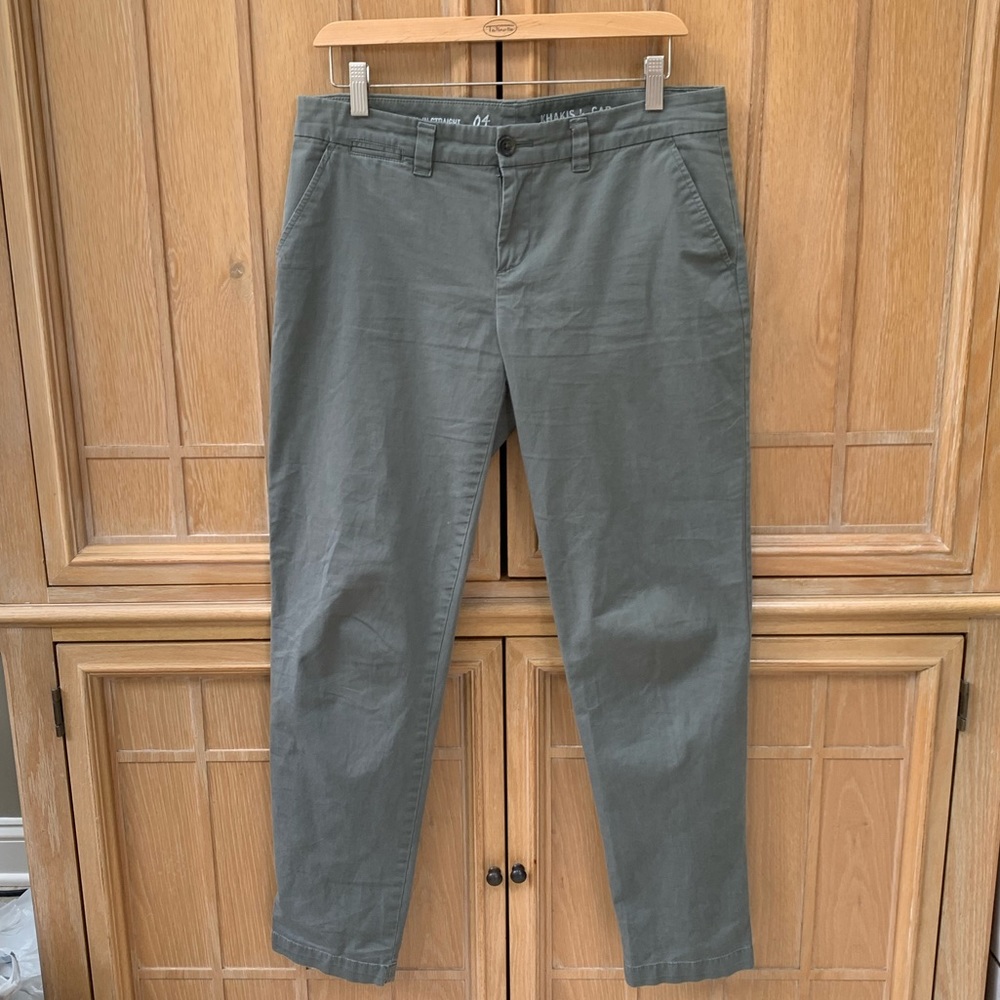 Green straight leg GAP khakis Sz 4